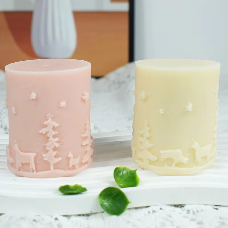 Pillar Star and Deer Candle - Image 3